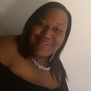 Meet your Posher, Adreana